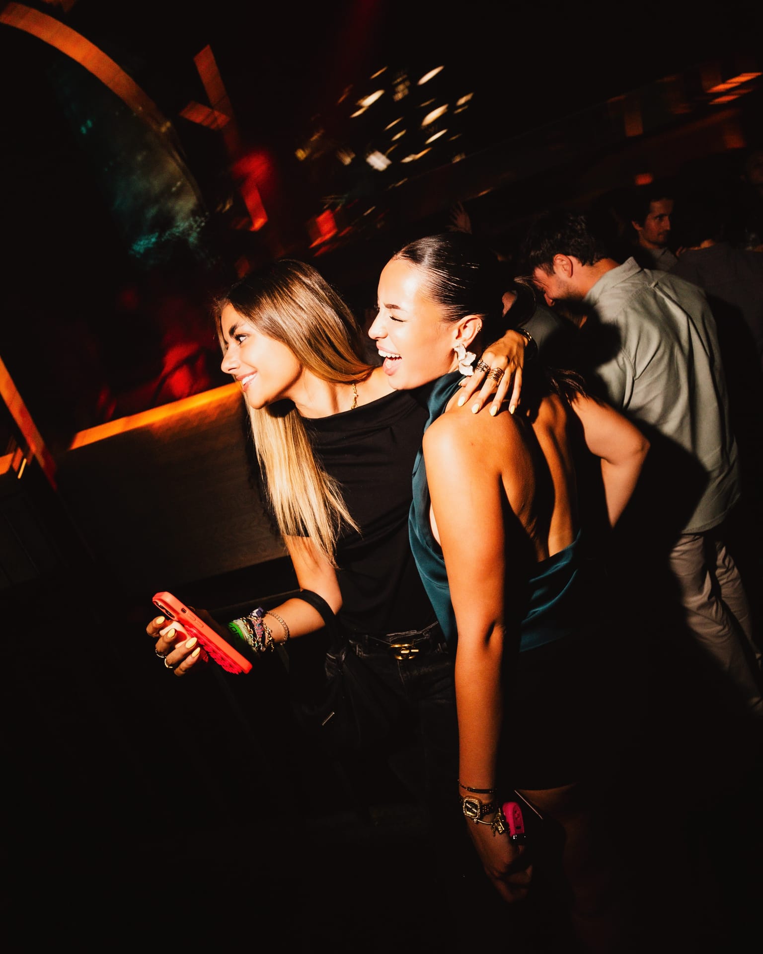 Madrid Nightlife Guide for Visitors: Where to Go & How to Book (2026)